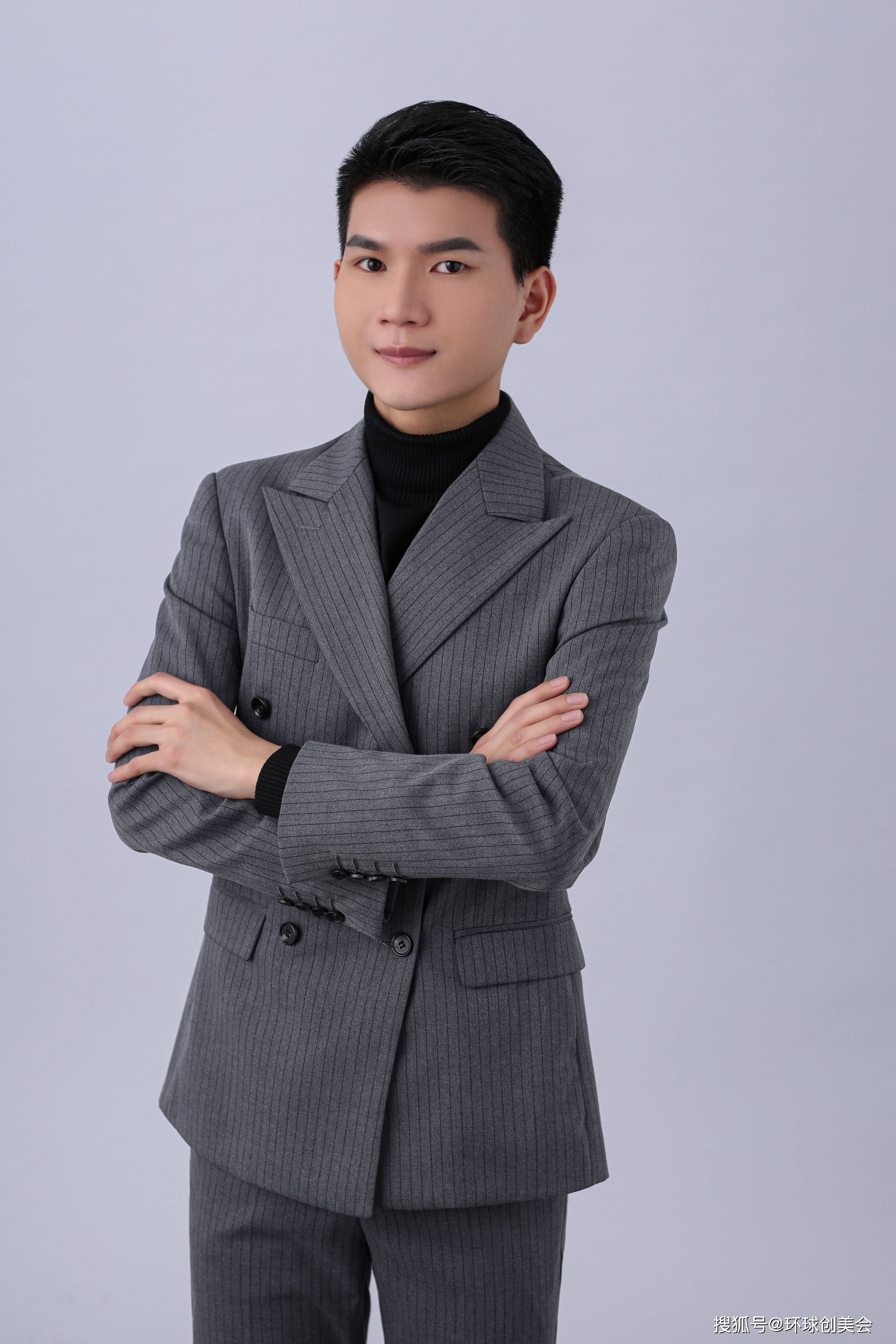 贺先秀 视觉与舞美负责人